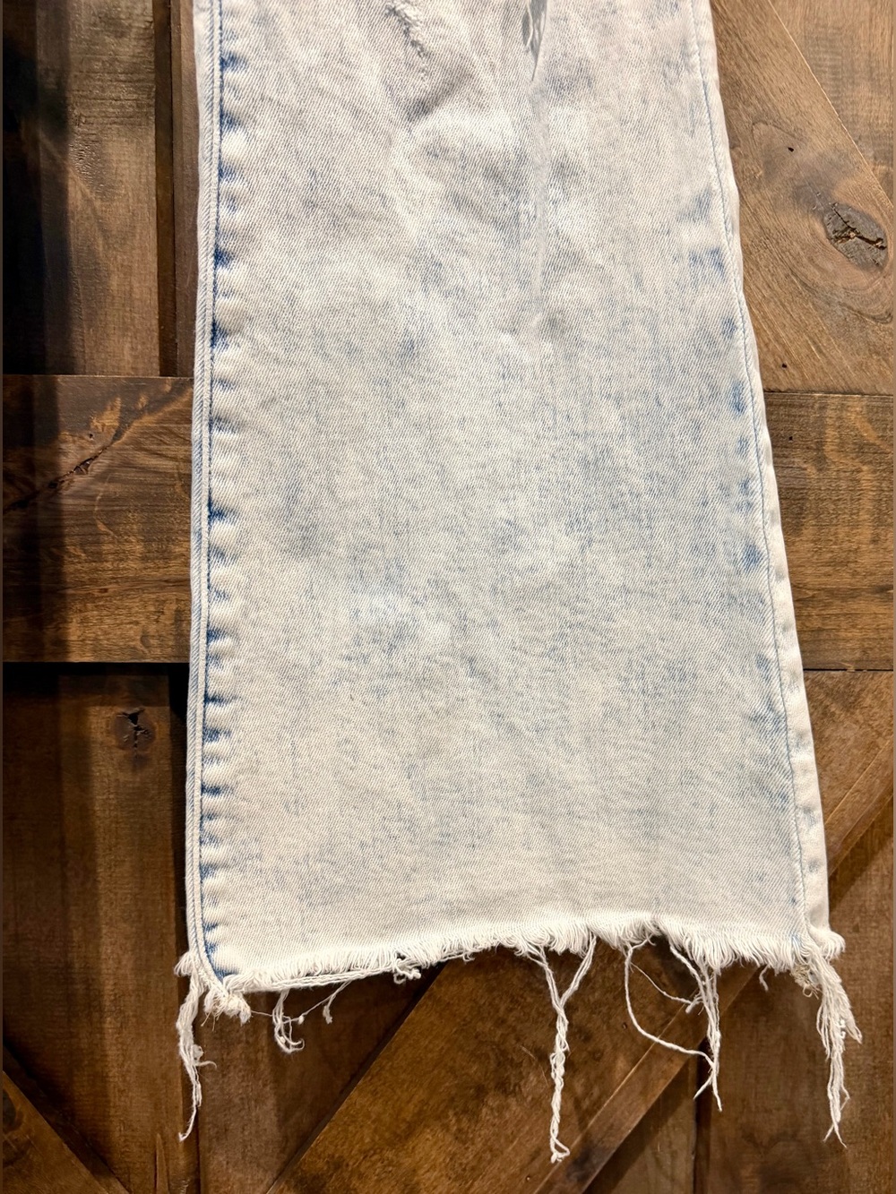 Risen - Avril Flared Vintage Light Wash Jeans - Picture 15 of 16